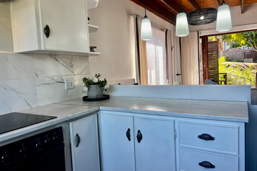 2 Bedroom Property for Sale in Heatherlands Western Cape